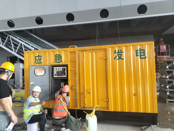 宁洱怎样判断空气滤清器是否需要更换？