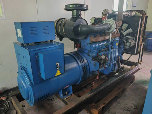 宁洱100kW柴油发电机组使用多级机油有哪些优缺点？